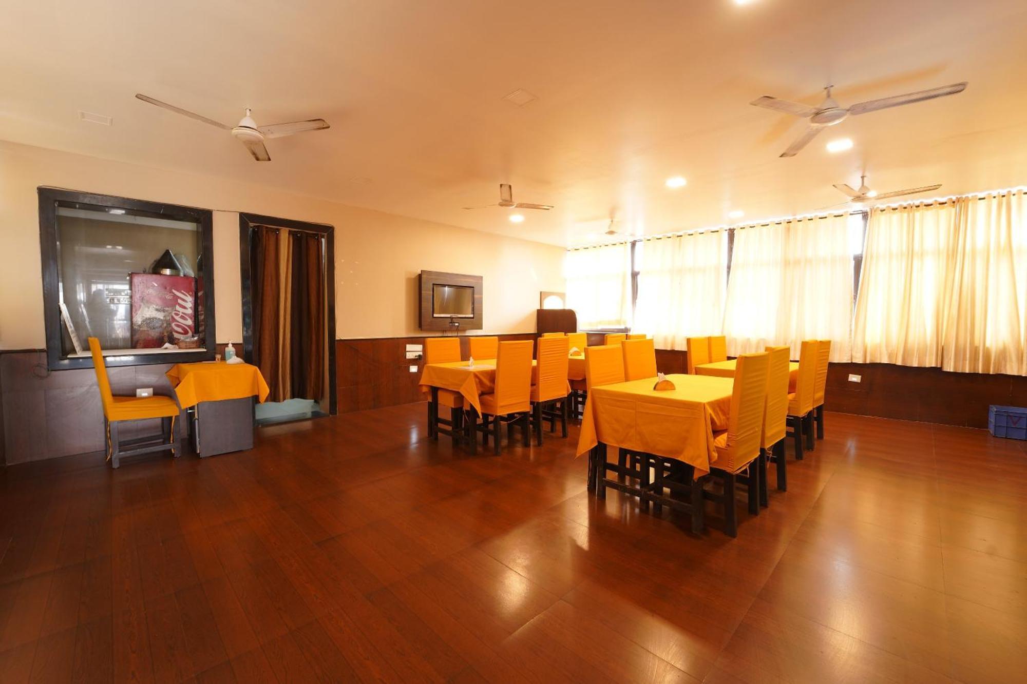 Fabhotel Ocean View Apartment - Nr Dabolim Airport Олд-Гоа Екстер'єр фото